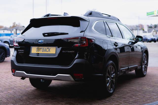 Subaru Outback 2.5 Limited Awd Cvt Petrol Crystal Black Silica