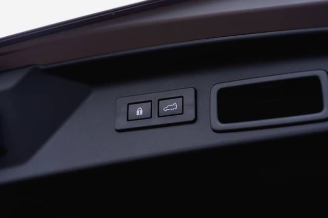 Subaru Forester 2.0 Trng Ebxr Sym Aw Hybrid Electric River Rock Pearl