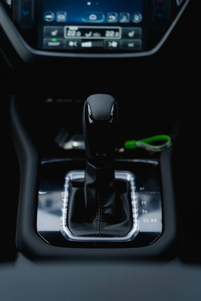 Subaru Forester 2.0 Trng Ebxr Sym Aw Hybrid Electric River Rock Pearl