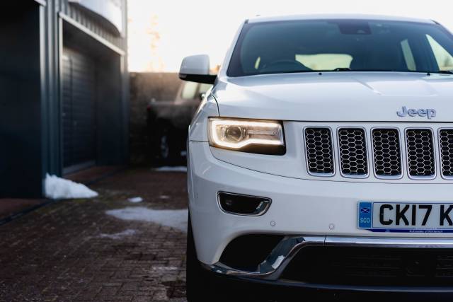 Jeep Grand 3.0 Cherokee Crd Summit Diesel Bright White Clear Coat
