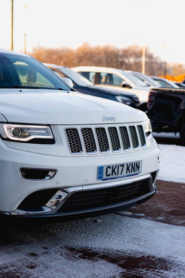 Jeep Grand 3.0 Cherokee Crd Summit Diesel Bright White Clear Coat