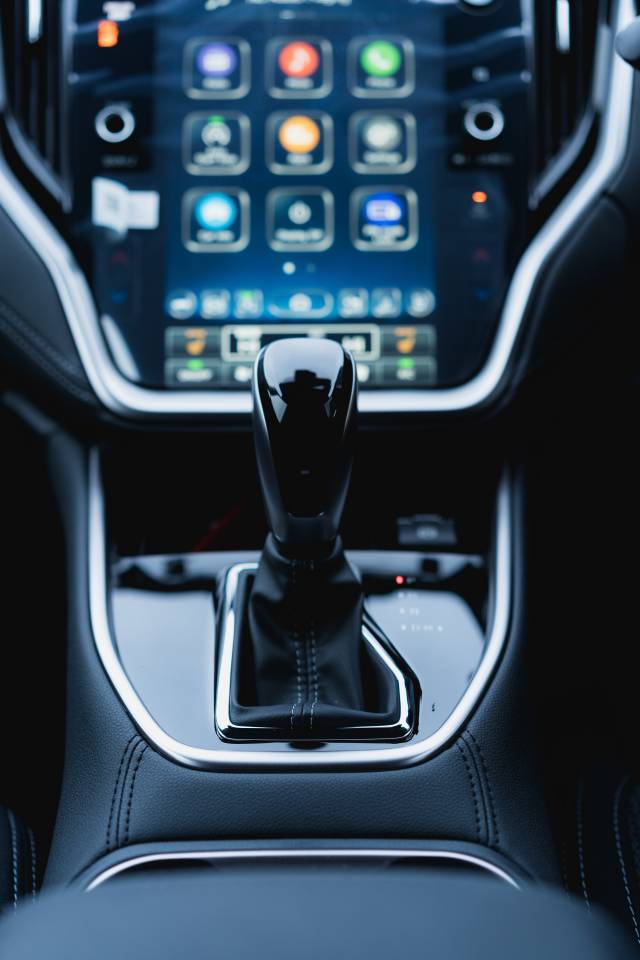 Subaru Outback 2.5 Limited Awd Cvt Petrol Crystal Black Silica