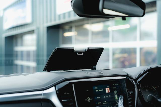 Isuzu D-Max 1.9 Dl40 Auto Diesel Obsidian Grey Mica