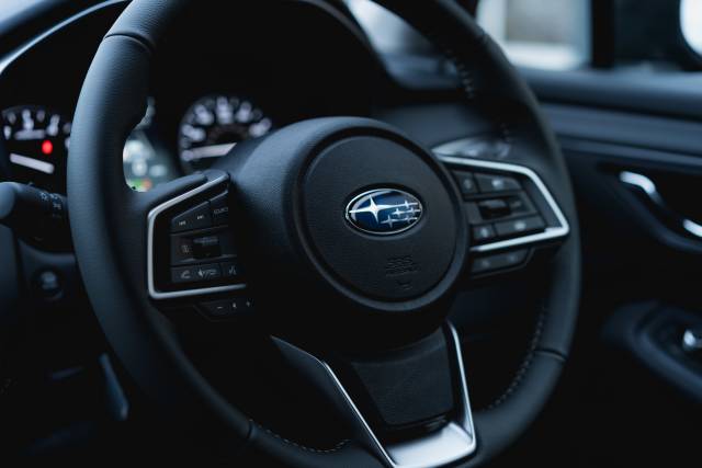 Subaru Outback 2.5 Limited Awd Cvt Petrol Crystal Black Silica