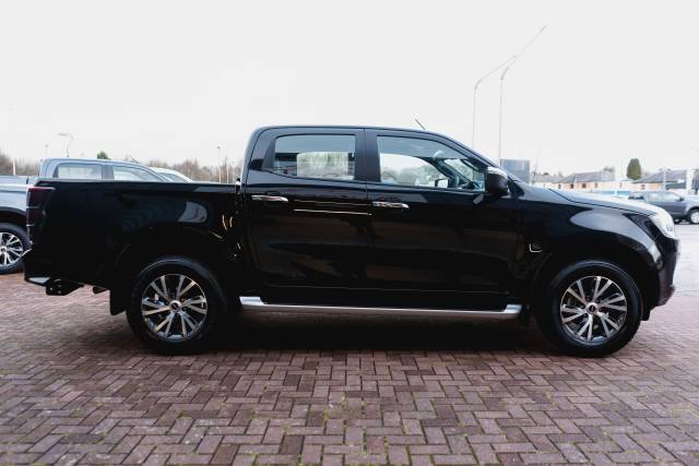 Isuzu D-Max 1.9 Dl40 Auto Diesel Onyx Black Mica