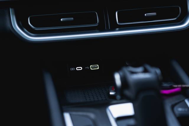 Gwm POER300 0.0 Vanta Diesel Crystal Black