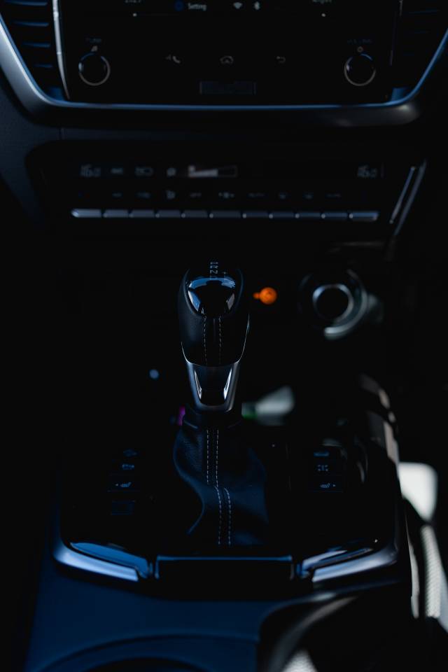 Isuzu D-Max 1.9 Dl40 Auto Diesel Mercury Silver Metallic