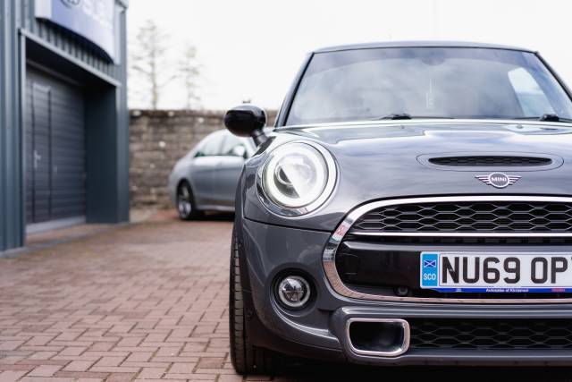 Mini Cooper 2.0 S Exclusive Auto Petrol Thunder Grey