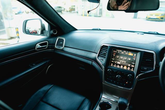 Jeep Grand 3.0 Cherokee Crd Summit Diesel Bright White Clear Coat