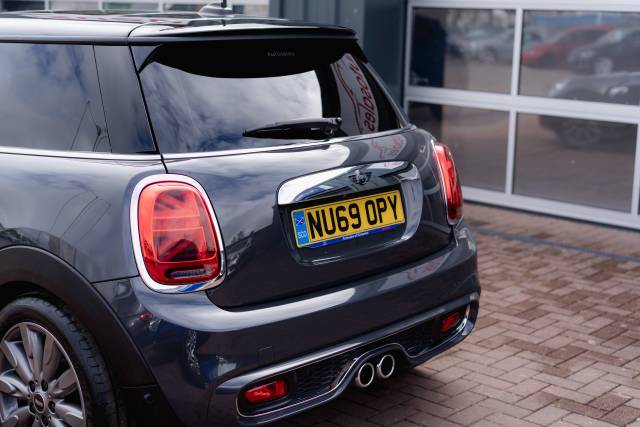 Mini Cooper 2.0 S Exclusive Auto Petrol Thunder Grey