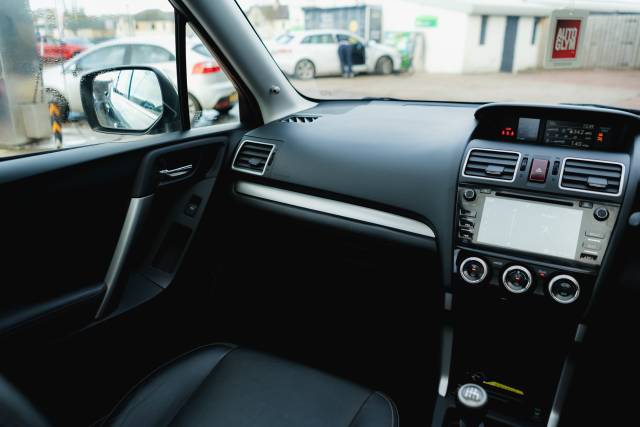 Subaru Forester 2.0 Xc Pre Boxerd Sy Diesel Jasmine Green