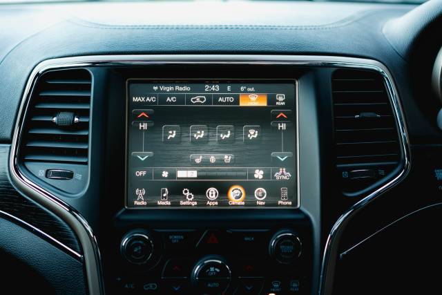 Jeep Grand 3.0 Cherokee Crd Summit Diesel Bright White Clear Coat