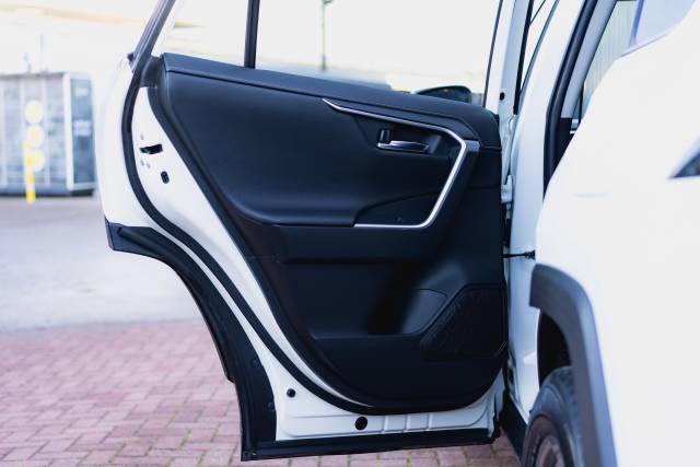 Toyota Rav4 2.5 Excel Hev 4X2 Cvt Hybrid Electric Pearl White