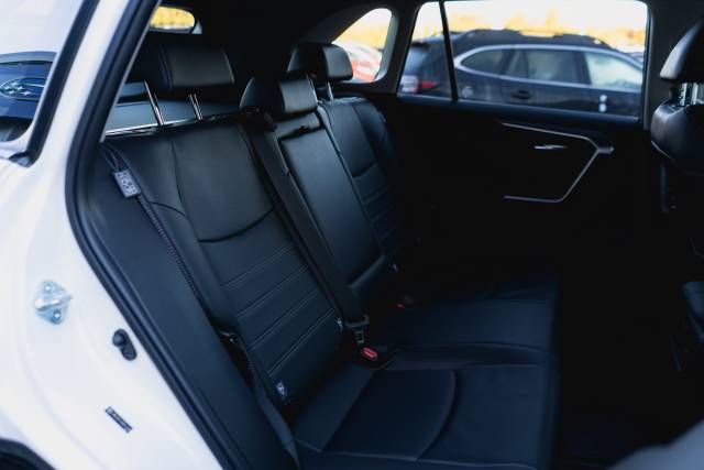 Toyota Rav4 2.5 Excel Hev 4X2 Cvt Hybrid Electric Pearl White