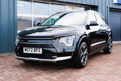 Kia Niro 1.6 3 Hev S-A Hybrid Electric Midnight BlackKia Niro 1.6 3 Hev S-A Hybrid Electric Midnight Black at ecomapi Selby