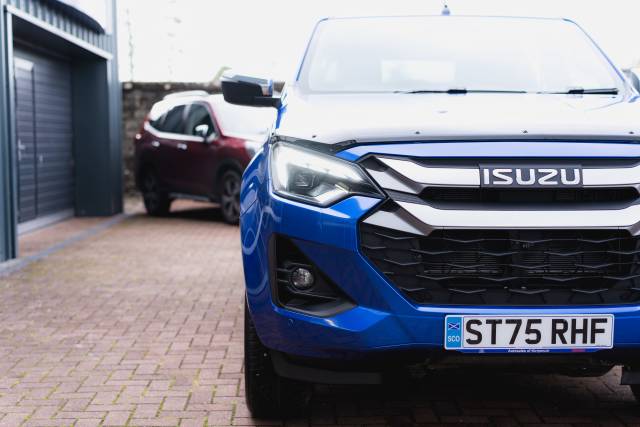 Isuzu D-Max 1.9 Dl40 Auto Diesel Biarritz Blue Metallic