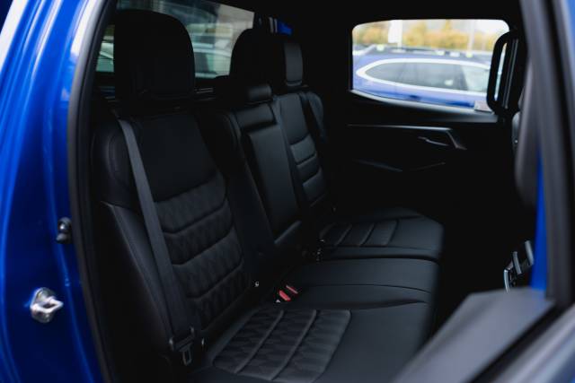 Isuzu D-Max 1.9 Dl40 Auto Diesel Biarritz Blue Metallic