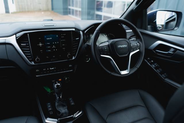 Isuzu D-Max 1.9 Dl40 Auto Diesel Biarritz Blue Metallic