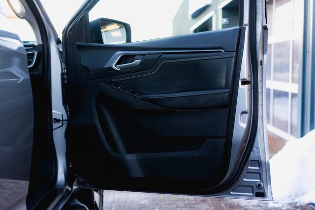 Isuzu D-Max 1.9 Dl40 Auto Diesel Mercury Silver