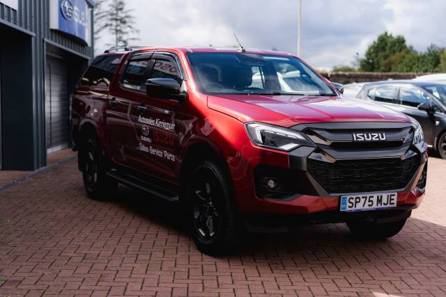 Isuzu D-Max 1.9 V-Cross Auto Diesel Red Spinel Mica