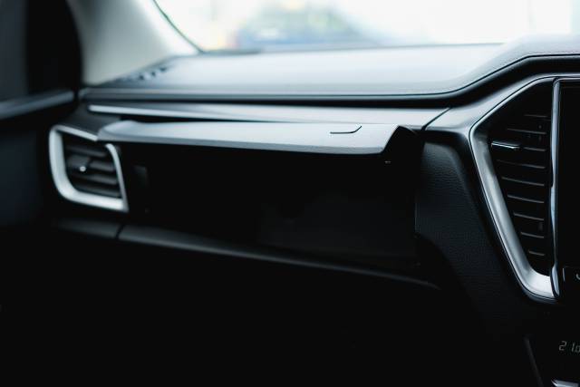 Isuzu D-Max 1.9 Dl40 Auto Diesel Mercury Silver