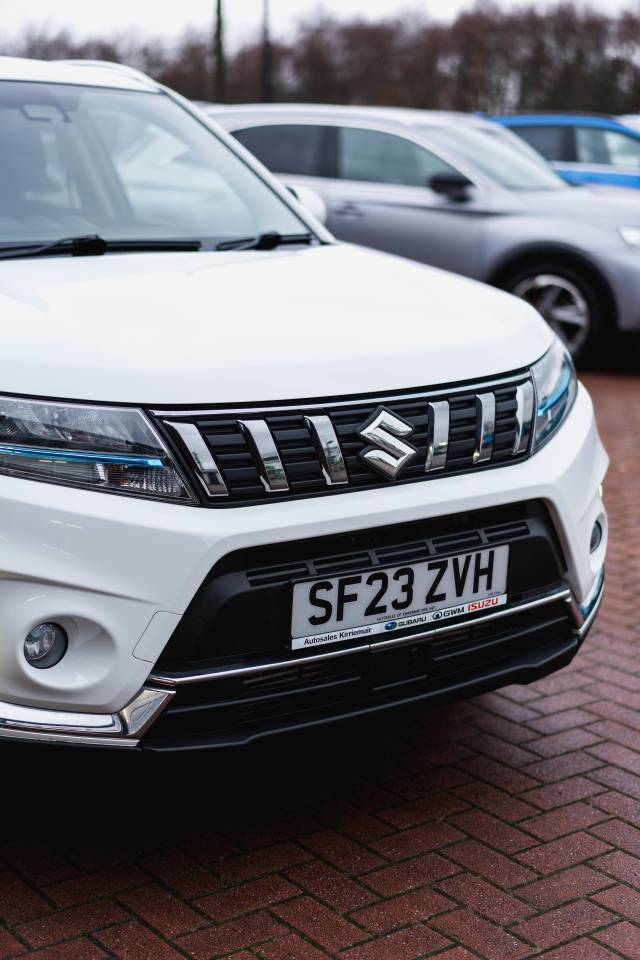 Suzuki Vitara 1.4 Sz-T Boosterjet Mh Hybrid Electric Superior White
