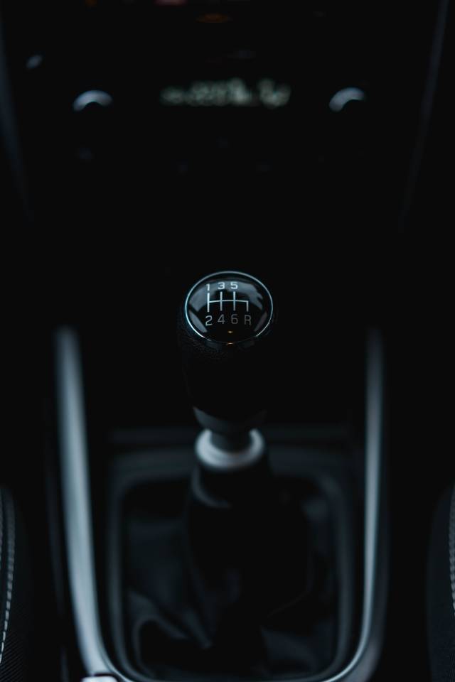 Suzuki Vitara 1.4 Sz-T Boosterjet Mh Hybrid Electric Superior White