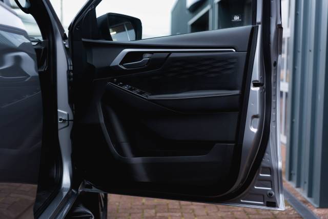 Isuzu D-Max 1.9 Dl40 Auto Diesel Mercury Silver Metallic