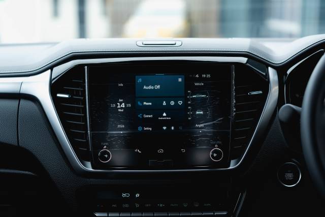 Isuzu D-Max 1.9 Dl40 Auto Diesel Mercury Silver Metallic