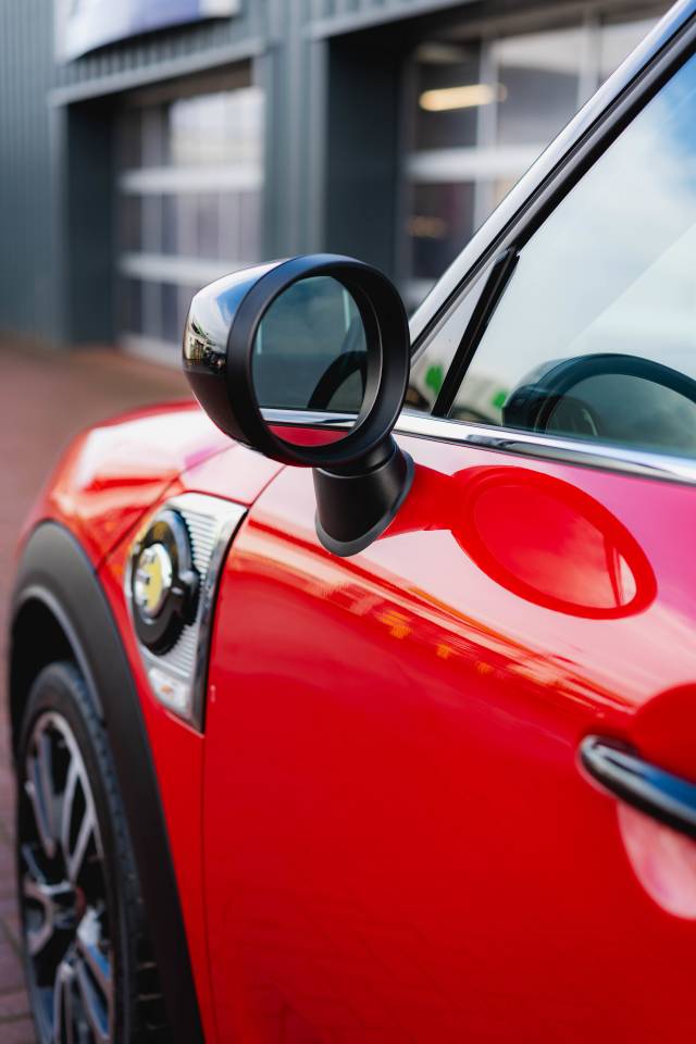 Mini C-Man 1.5 Cooper S E All4 Spo Hybrid Electric Chili Red