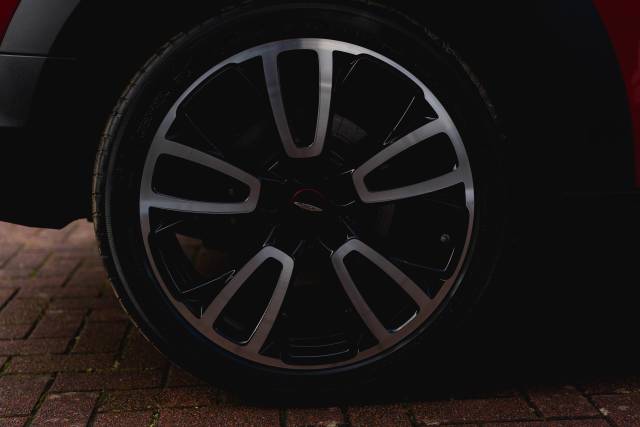 Mini C-Man 1.5 Cooper S E All4 Spo Hybrid Electric Chili Red