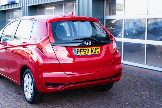 Honda Jazz 1.3 Se I-Vtec Cvt Petrol Red