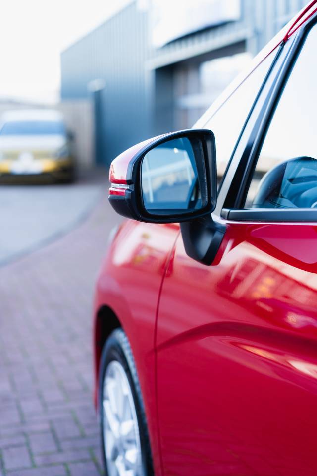 Honda Jazz 1.3 Se I-Vtec Cvt Petrol Red