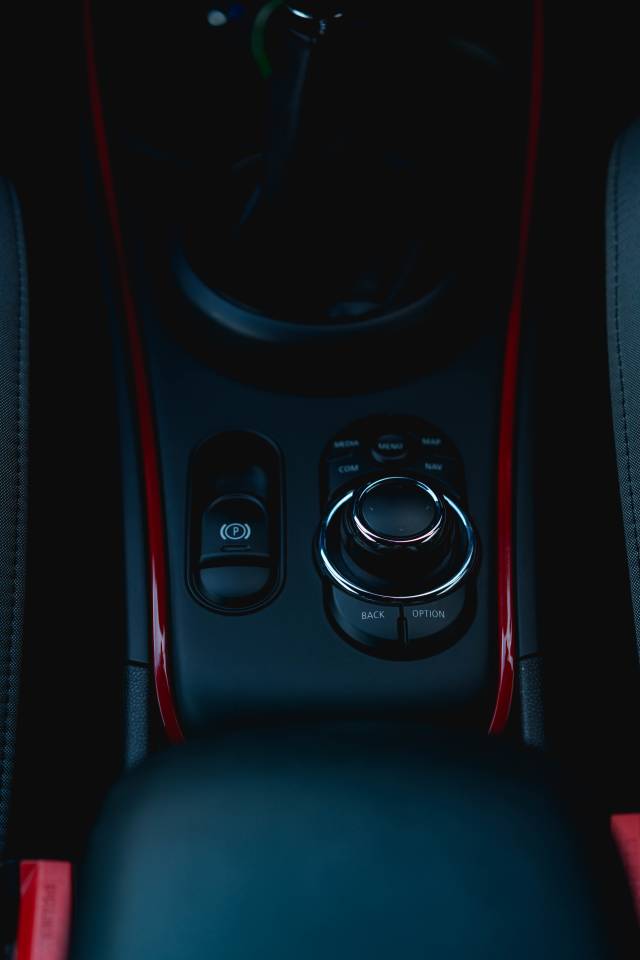 Mini C-Man 1.5 Cooper S E All4 Spo Hybrid Electric Chili Red