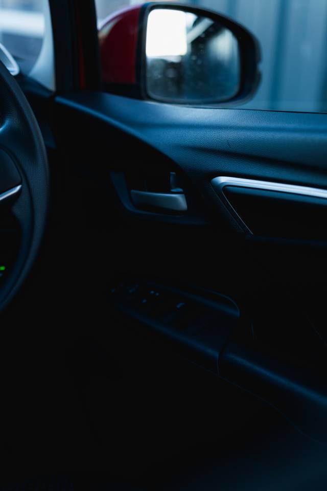 Honda Jazz 1.3 Se I-Vtec Cvt Petrol Red