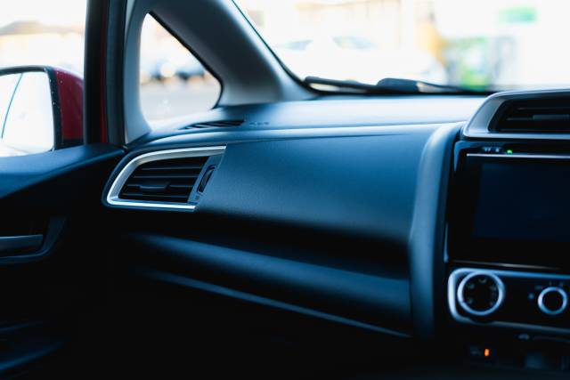 Honda Jazz 1.3 Se I-Vtec Cvt Petrol Red