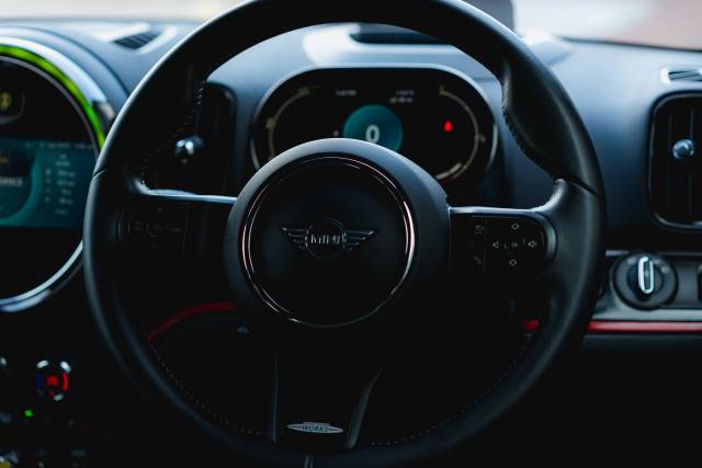 Mini C-Man 1.5 Cooper S E All4 Spo Hybrid Electric Chili Red